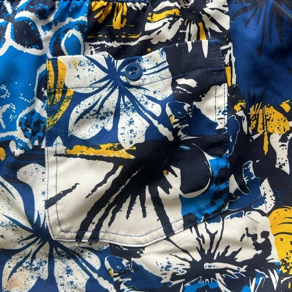 Corona men’s swim trunks mesh wand perfect condition extra large 40/42